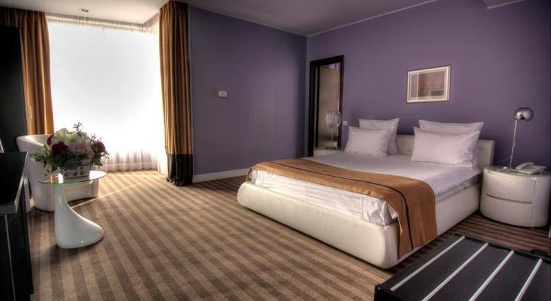 Dumbrava Hotel
